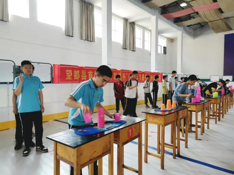 望都县青少年校外活动中心成功举办首届校外教育杯中小学飞叠杯校际