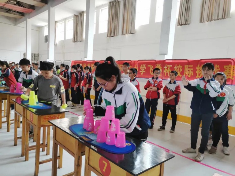 望都县青少年校外活动中心成功举办首届校外教育杯中小学飞叠杯校际